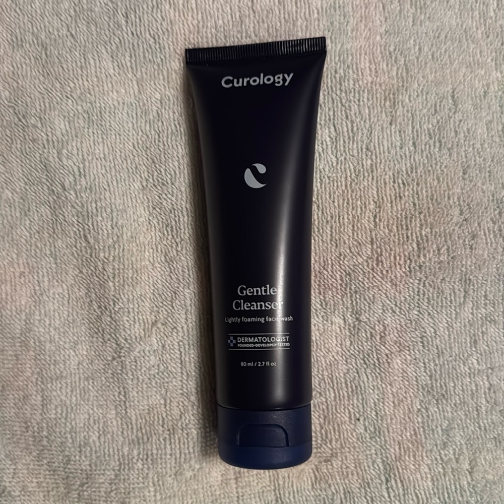 Curology Gentle Cleanser | NEW | 80 mL | 2.7 oz New factory sealed